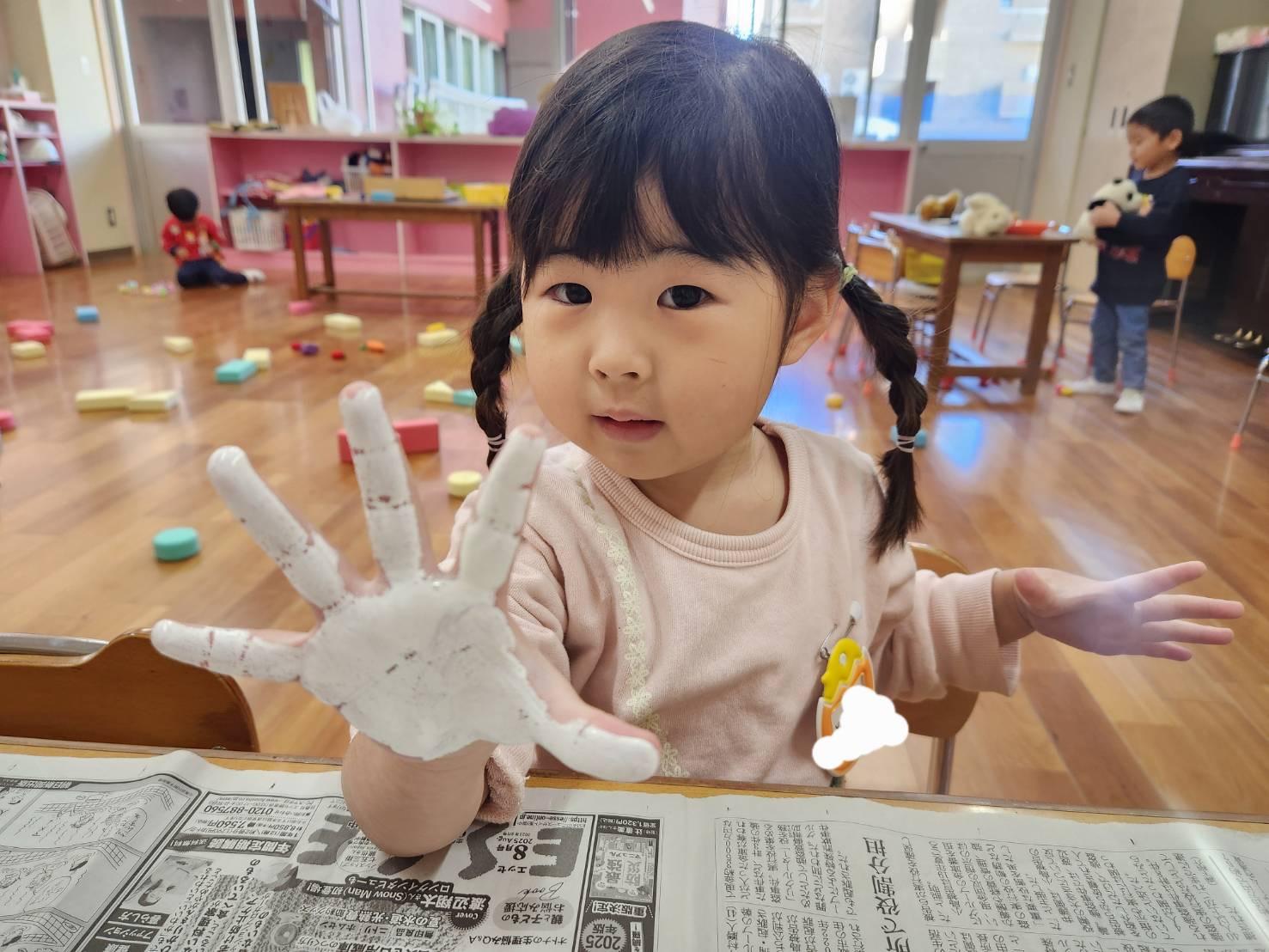 つくし組　クリスマス製作　～手形～